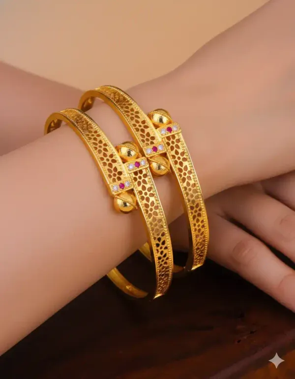 Golden_Aura_Cutwork_Bangles_??Elegant_Texture_With_Stone_Highlights