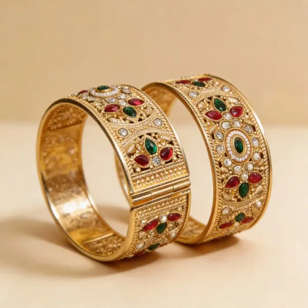 Traditional_Indian_Gold_Bangles_With_Intricate_Meenakari_&_Stone_Work