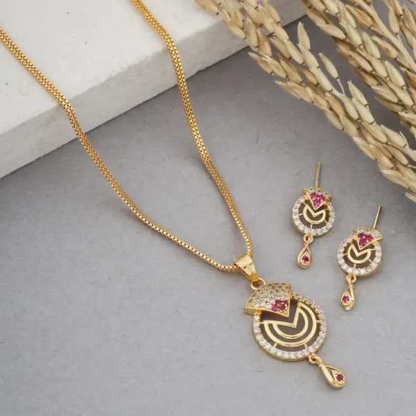 Gold-Plated_Ruby_&_Cz_Studded_Pendant_Set_With_Chain