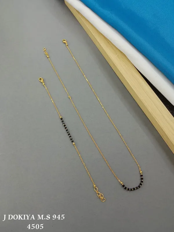 Micro_Gold_Plated_Daily_Wear_Fancy_Mnagalsutra_With_Hand_Mangalsutra