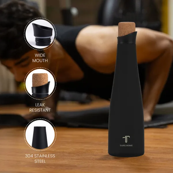 Matte_Black_Stainless_Steel_Water_Bottle_For_Unisex