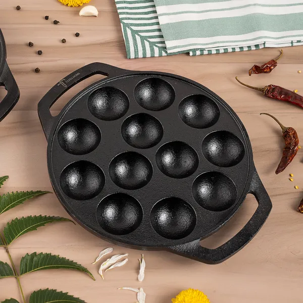 Black_Cast_Iron_Appam_Patra_For_Kitchen_Use