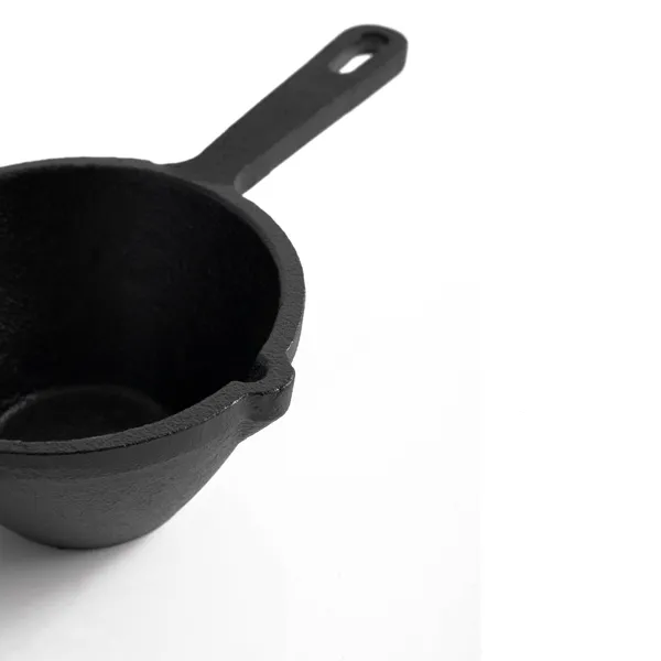 Black_Cast_Iron_Tadka_Pan_For_Kitchen_Use