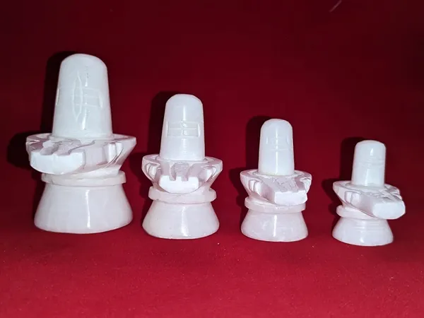 Original_Hand_Crafted_White_Marble_Shivling_For_Pooja|Mandir|Decor|Office|Gifting|_5_Inch