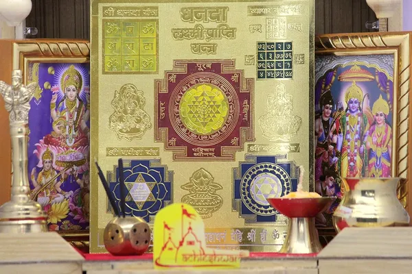 Dhanda_Laxmi_Prapti_Yantra_For_Business_Growth_With_Shri_Dhanda_Yantra/Kuber_Yantra/Ganesh_Yantra/Vyapar_Vrudhi_Yantra.Copper,Multi_Color_(6X6_Inch);_Ach138