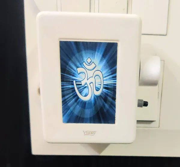 Continous_Bell/Mantra_Chanting_Machine_With_28_Different_Mantras_For_24X7_Chanting_For_|Home||Temple||Office|