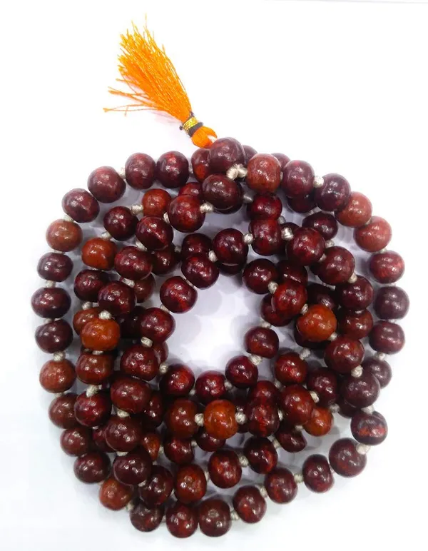 108+1_Beads_Holy_Lal_Chandan_Mala_For_|Wearing||Japa||Meditation||Chanting||Mantra||Puja|.Unisex_Red_Sandalwood_Rosary_Mala_(8Mm)