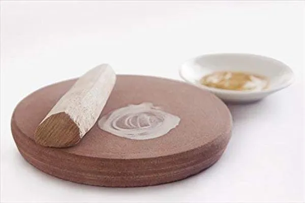Stone_Chandan_Stick_(Brown).