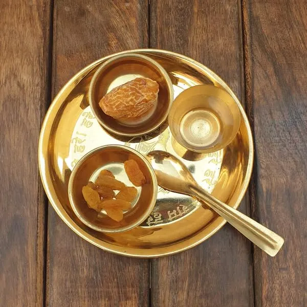 Ashtadhantu_Laddu_Gopal_Bhog_Thali_With_Glass,_Two_Bowl_And_Spoon/Krishna_Bhog_Set_(Medium,_5)