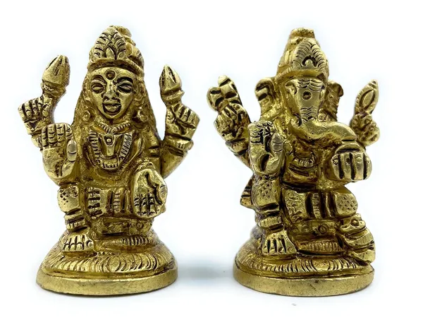 Pure_Ashtadhatu_Tiny_Laxmi_Ganesh_Idol_With_Oval_Shaped_Base|Office||Home||Temple||Gift|Handcarved_Superfine_Finish_Lacquer_Coated.