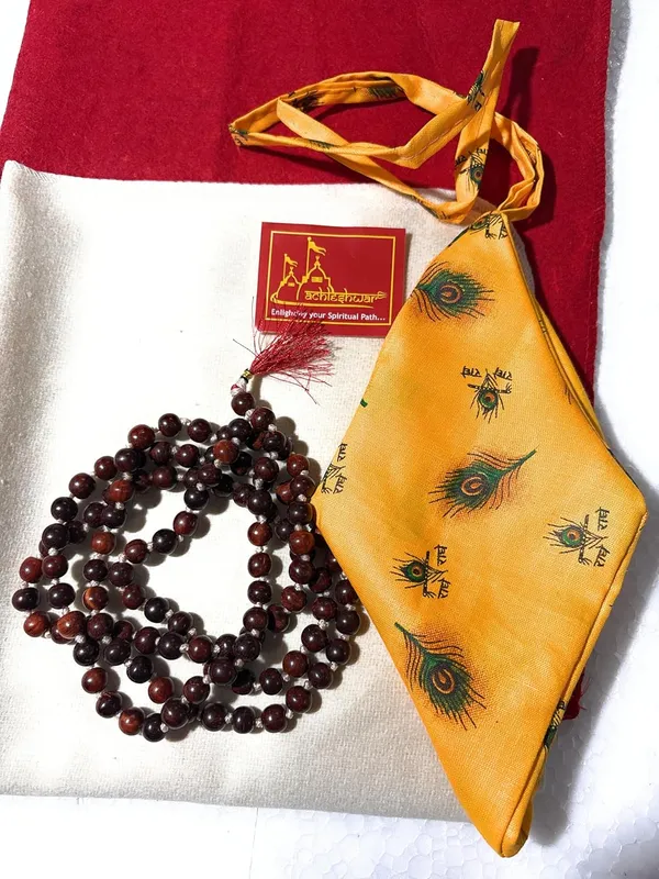 Premium_Meditation_Combo_Red,White_Woollen_Aasan_With_Singal_Gomukhi_&_Lal_Chandan_Mala/Perfect_Mat_For_Meditation_&_Prayers_Comfortable_On_Direct_Sitting_On_The_Ground_And_Worshiping.