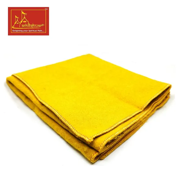 Woolen_Pooja_Aasan_(Pack_Of_7)(Red,_Yellow,_Green,_Navy_Blue,_Gray,_White_And_Black.