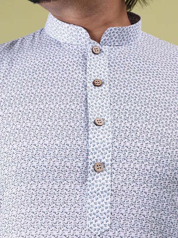 White_Cotton_with_Sky_Floral_Print_Kurta
