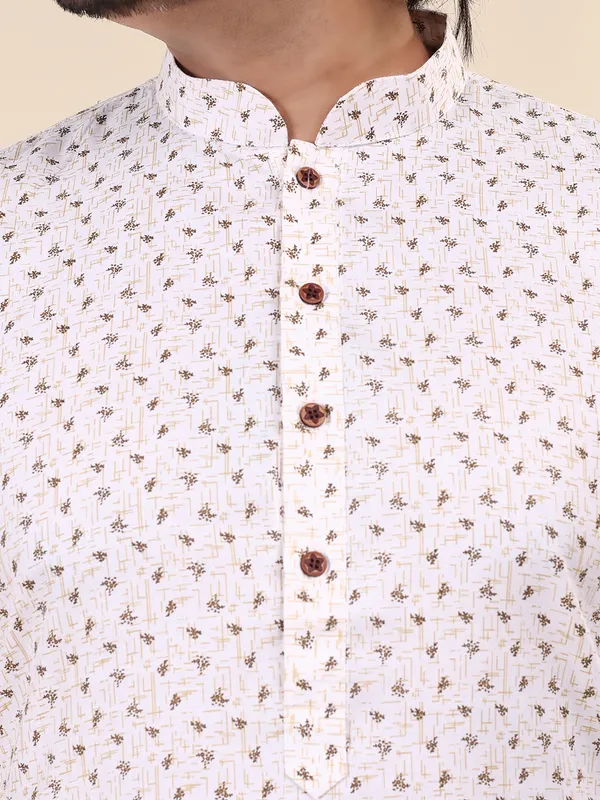 Cream_Colour_Cotton_Printed_Kurta_Pajama_Set