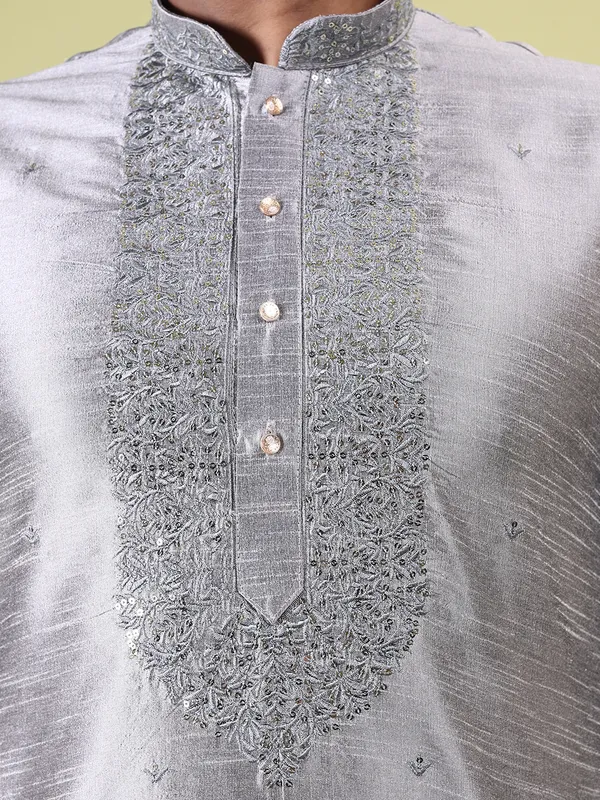 Mens_Art_Silk_Computer_Embroidary_with_Sequince_Work_Kurta
