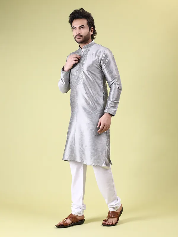 Mens_Art_Silk_Computer_Embroidary_with_Sequince_Work_Kurta