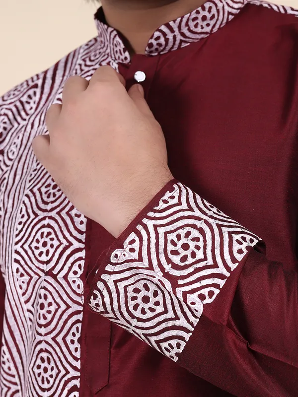 Mens_Silk_Blend_Hand_Block_Print_Kurta