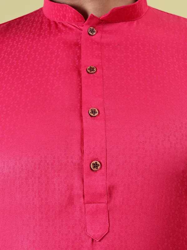 Mens_Cotton_Rayon_Self_Design_Kurta