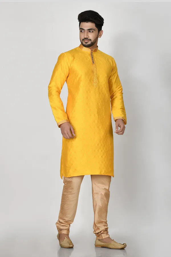 Yellow_Silk_Resham_Embroidery_Men's_Kurta_Pajama_Set_By_Ranak