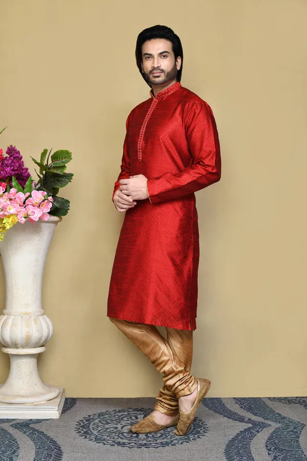 Red_Silk_Resham_Woven_Men's_Kurta_Pajama_Set_By_Ranak
