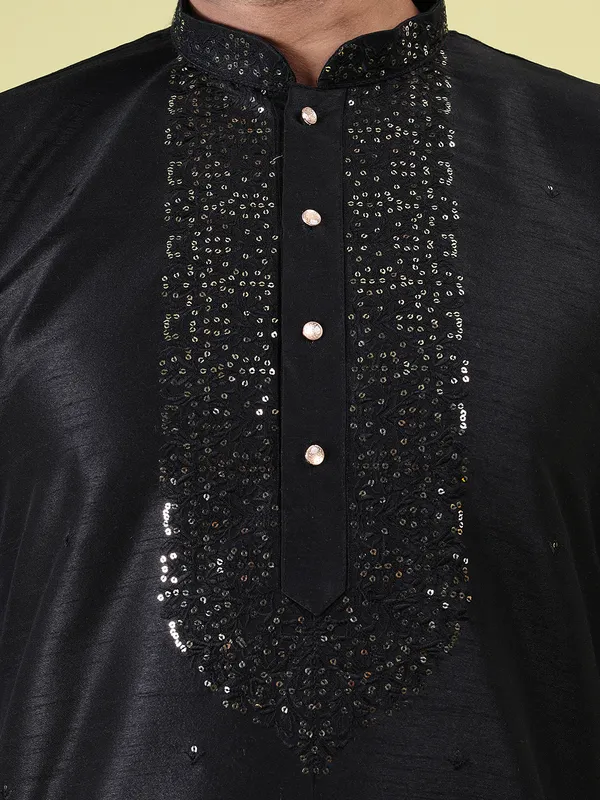 Mens_Art_Silk_Computer_Embroidary_with_Sequince_Work_Kurta