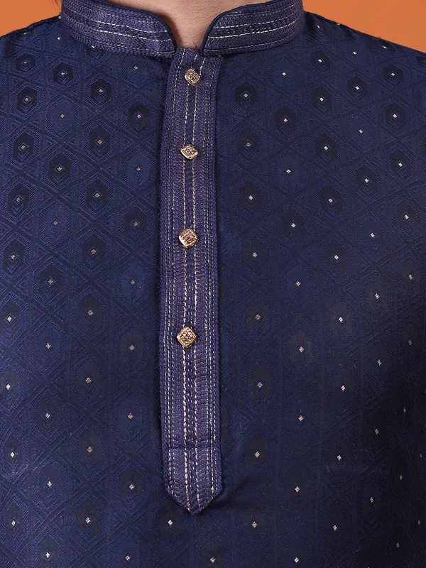 Mens_Cotton_Silk_Resham,Jari_with_Fancy_button_Kurta