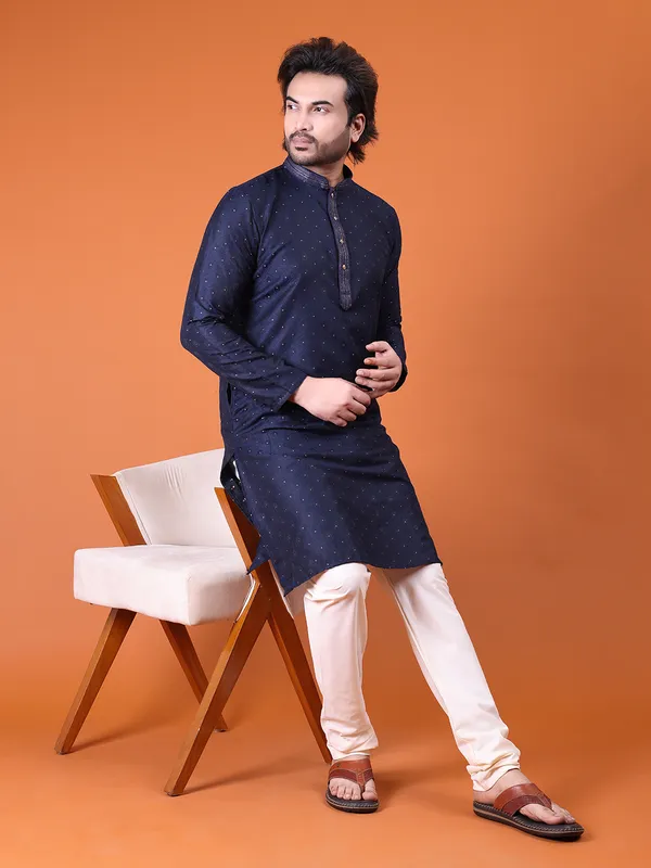 Mens_Cotton_Silk_Resham,Jari_with_Fancy_button_Kurta