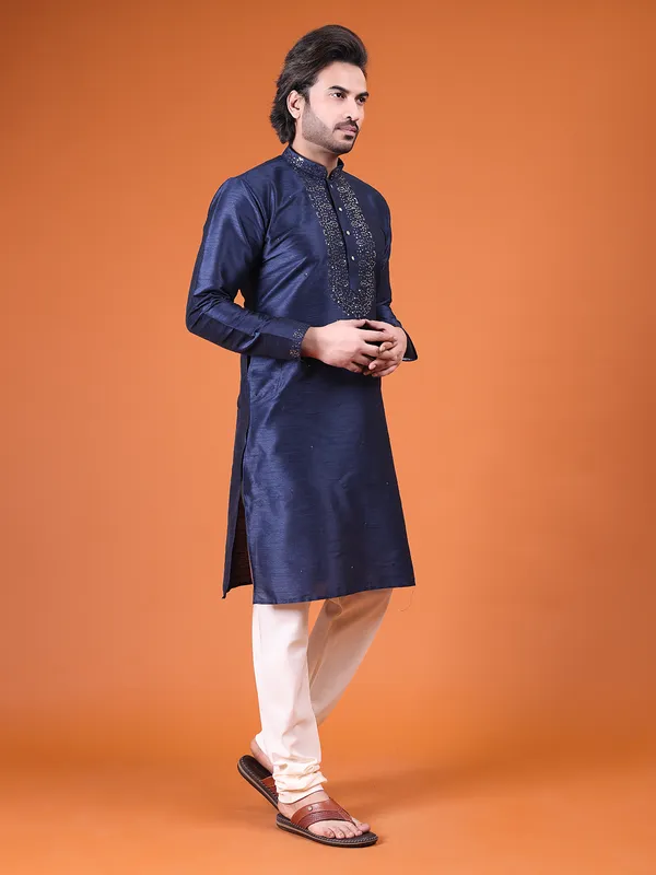 Mens_Art_Silk_Computer_Embroidary_with_Sequince_Work_Kurta