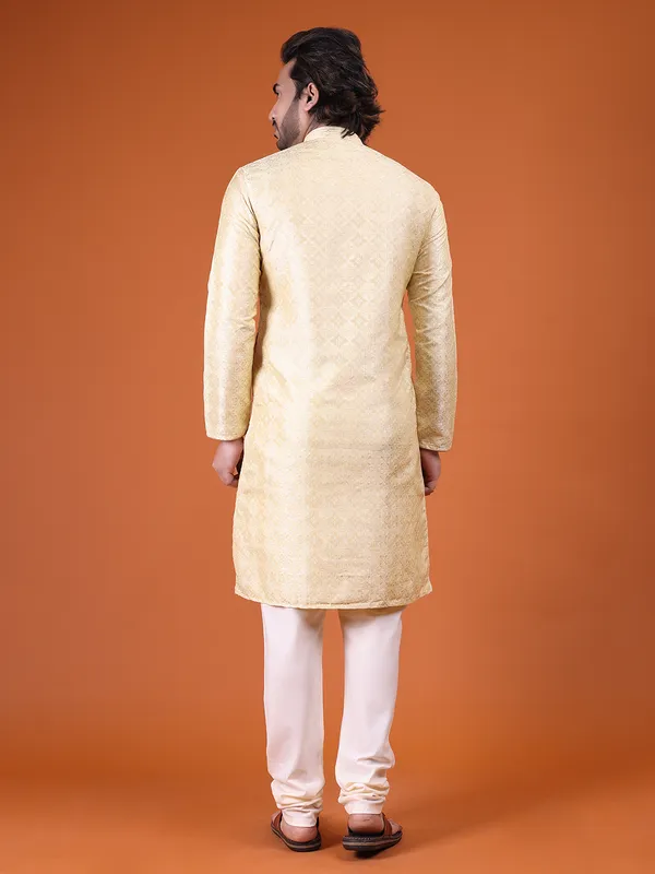 Mens_Cotton_Silk_Resham_Embroidery_With_Hand_Work__Kurta