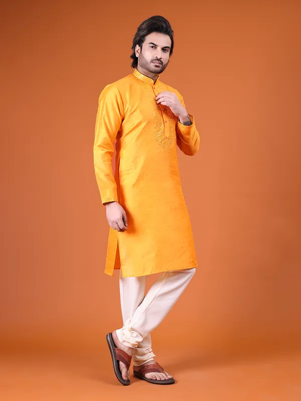 Mens_Art_Silk_Computer_Embroidary_with_Sequince_Work_Kurta