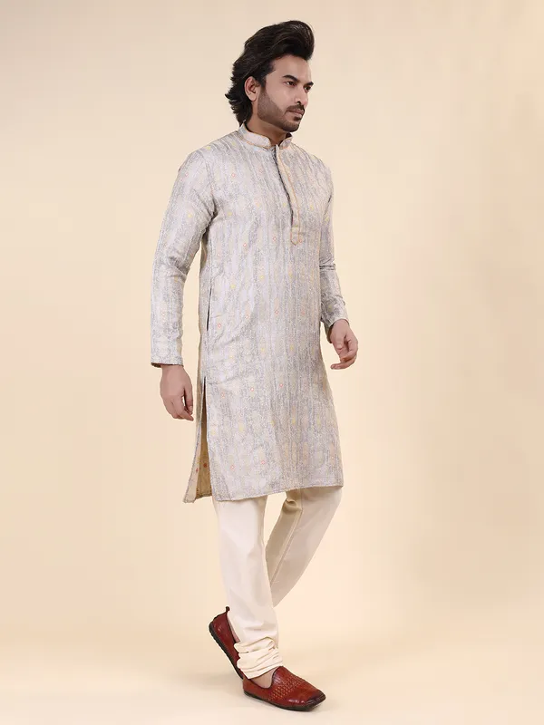 Mens_Handloom_Silk_Resham_and_Jari_Work_Kurta