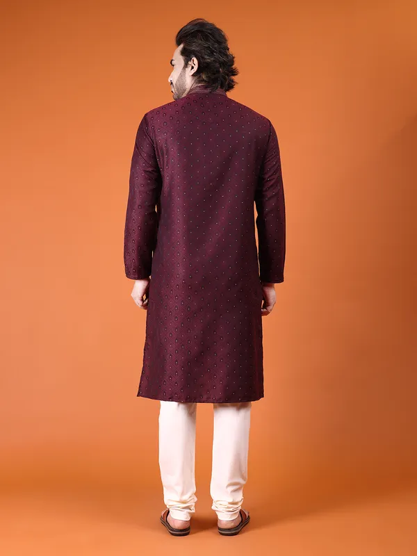 Mens_Cotton_Silk_Resham,Jari_with_Fancy_button_Kurta