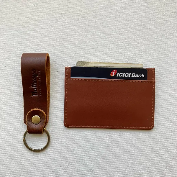Bullzeye_Card_Case_Keychain