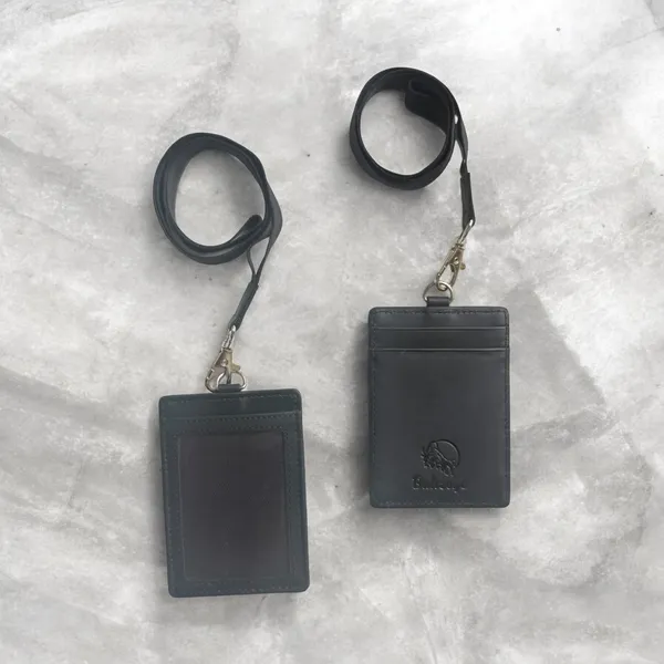 Badge_Holder_(pack_of_1)
