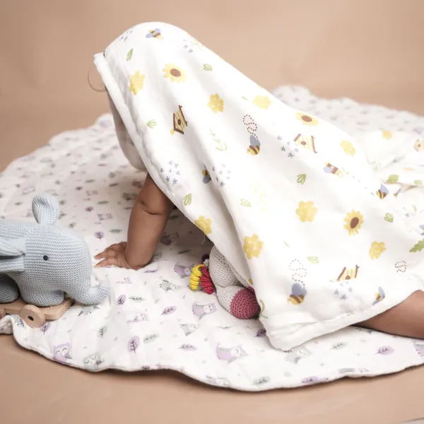 Beehive/Cloud_Reversible_Blanket