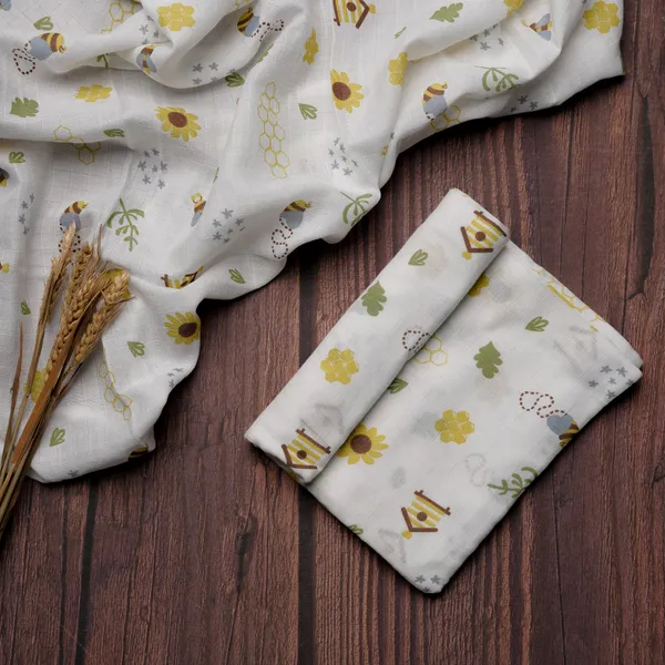 Beehive_Baby_shower_hamper