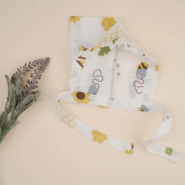 Beehive_Baby_shower_hamper