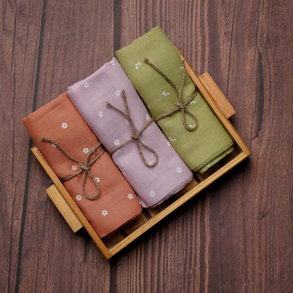 Carrot_Olive_Lilac_Anti-Bacterial_and_Soft_Material_Swaddle