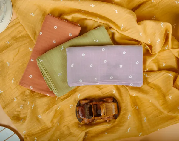 Mustard_Carrot_Olive_Anti-Bacterial_and_Soft_Material_Swaddle