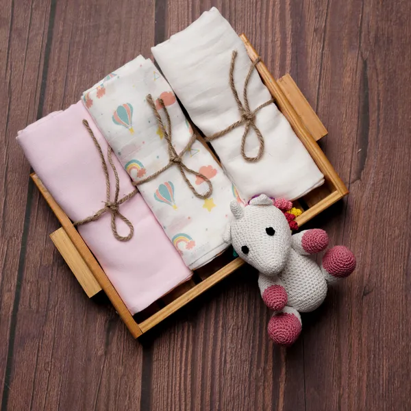 Pink_Rainbow_White_Anti-Bacterial_and_Soft_Material_Swaddle