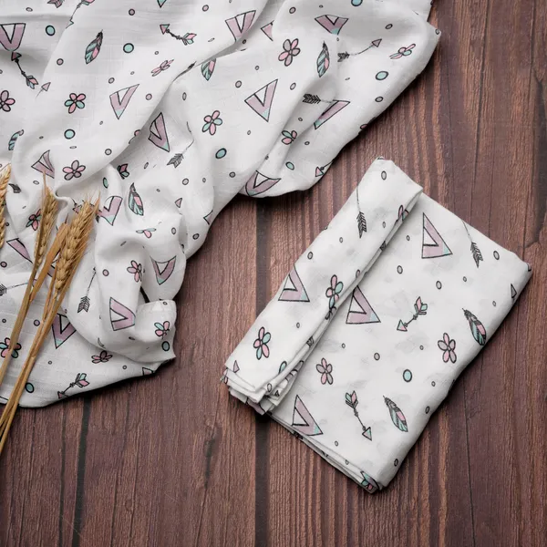 Tent_Owl_Anti-Bacterial_and_Soft_Material_Swaddle