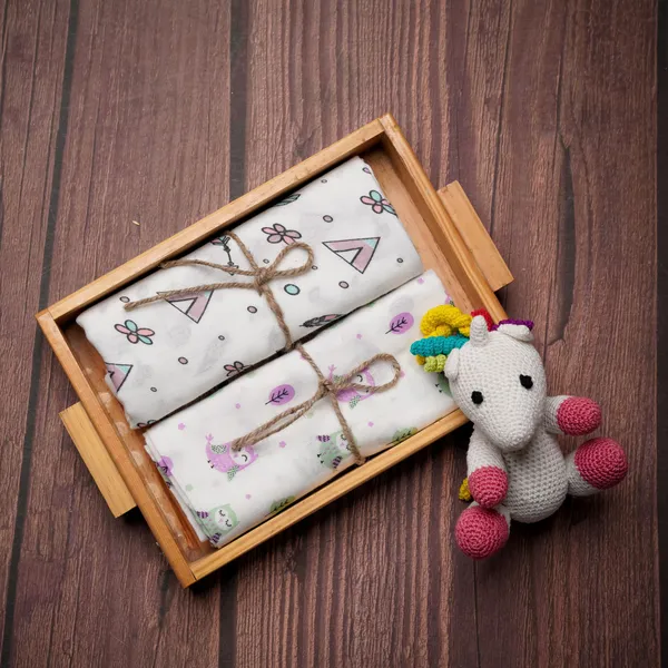 Tent_Owl_Anti-Bacterial_and_Soft_Material_Swaddle