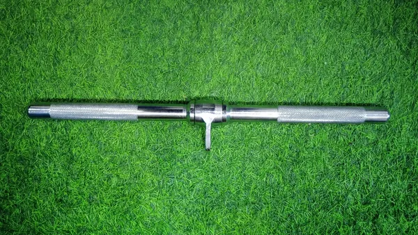Chrome_Revolving_Textured_Straight_Bar
