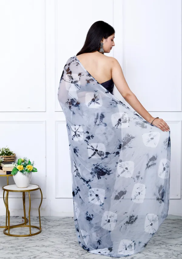 Grey_Pure_Chiffon_Hand_Printed_Saree_|_With_Unstitched_Blouse_Piece