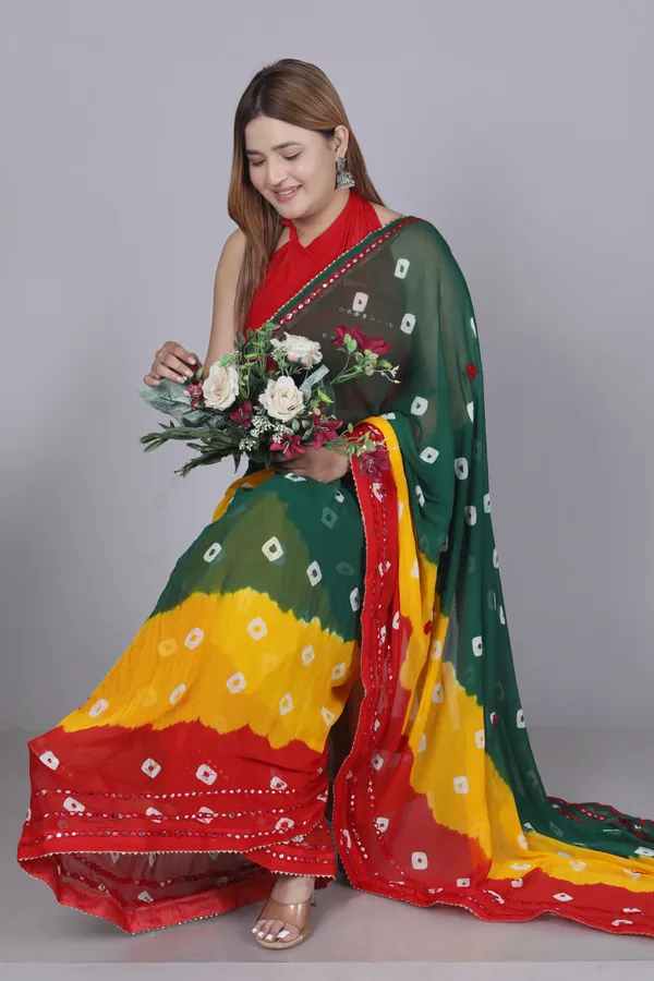 Green_Pure_Chiffon_Hand_Printed_Saree_|_With_Unstitched_Blouse_Piece