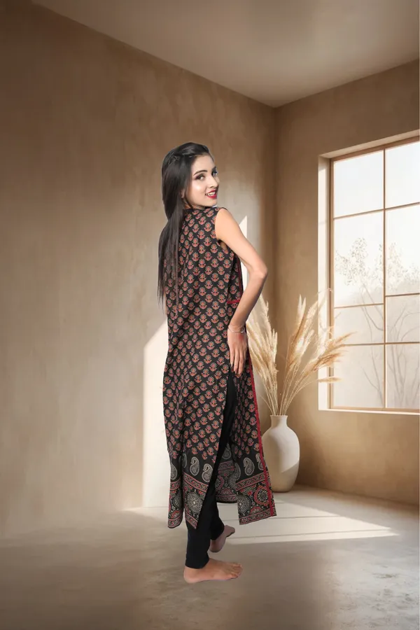 Black_Floral_Printed_Straight_Cotton_Stitched_Kurta_For_Women