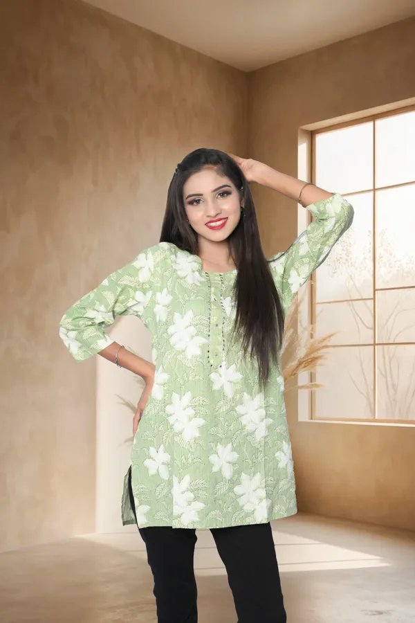 Pista_Floral_Printed_Tunic_For_Women
