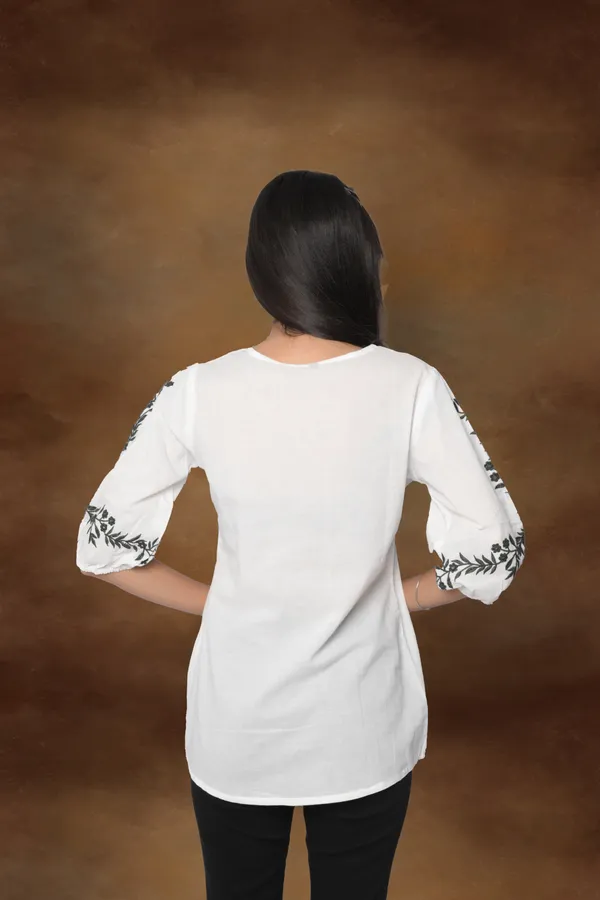 White_Cotton_Embroidered_Tunic_For_Women