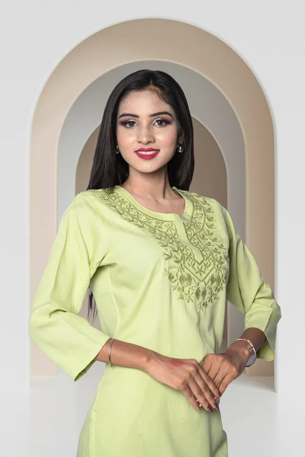Pista_Green_Solid_Straight_Rayon_Stitched_Kurta_With_Pant_For_Women