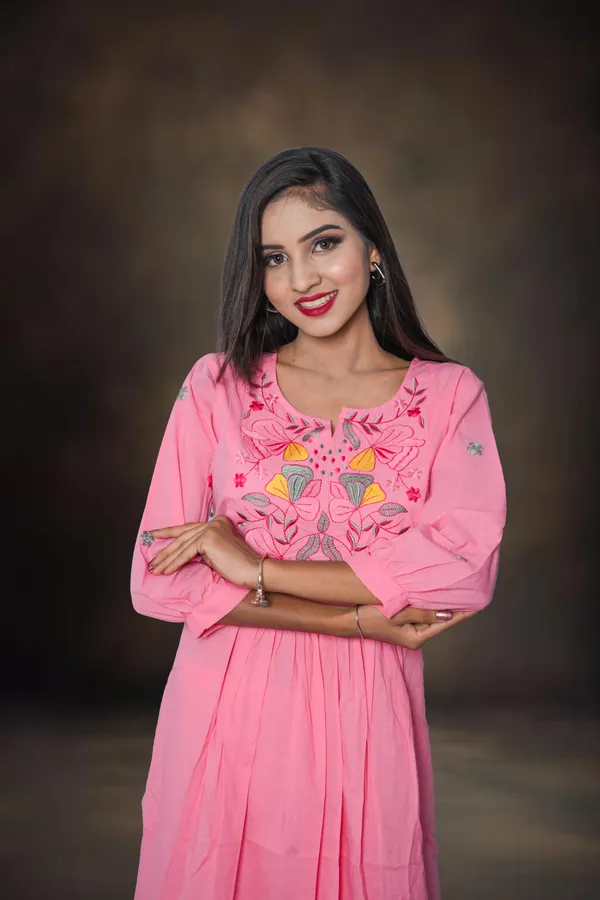 Pink_Embroidered_Cotton_Kurta_Set_With_Malmal_Dupatta_For_Women